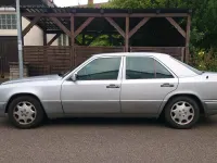 Gebraucht Mercedes E320 220 PS (161 kW) 1995 Silber Limousine