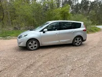 Gebraucht Renault Scénic III 130 PS (95 kW) 2011 Silber Van / Kleinbus