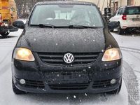 Gebraucht VW Fox Style 60 PS (44 kW) 2011 Schwarz Kleinwagen