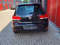 Gebraucht VW Golf VI 86 PS (63 kW) 2010 Schwarz Kleinwagen