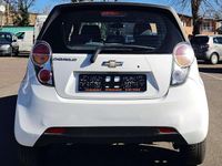 Gebraucht Chevrolet Spark 68 PS (50 kW) 2012 Schneeweiss/summitwhite/arctic Kleinwagen