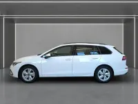 Gebraucht VW Golf VIII Life 150 PS (110 kW) 2024 Weiß Kombi