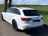 Gebraucht Audi A4 150 PS (110 kW) 2019 Weiß Kombi