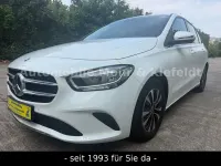 Gebraucht Mercedes B180 116 PS (85 kW) 2022 Weiß Kleinwagen