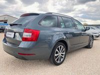 gebraucht Skoda Octavia Combi Soleil,NAVI,SHZ,GRA,PDC,EURO6