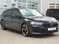Neu Skoda Superb SportLine 150 PS (110 kW) 2025 Schwarz Kombi
