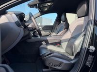 Gebraucht Volvo XC60 Plus 197 PS (144 kW) 2023 Schwarz SUV