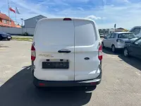 Gebraucht Ford Transit Basis 75 PS (55 kW) 2018 Weiß Van / Kleinbus