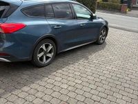 Usata Ford Focus Active 150 CV (110 kW) 2019 Blu Station wagon