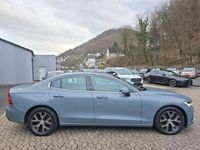 Gebraucht Volvo S60 Plus 197 PS (144 kW) 2024 Thunder grey / metallic (metallic) Limousine