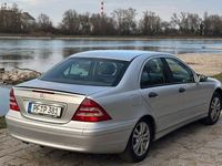 Gebraucht Mercedes C180 Elegance 143 PS (105 kW) 2006 Silber Limousine