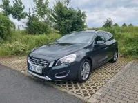 Gebraucht Volvo V60 215 PS (158 kW) 2014 Blau Kombi