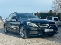 Gebraucht Mercedes C220 170 PS (125 kW) 2015 Schwarz Kombi