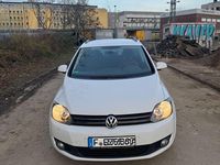 Gebraucht VW Golf Plus Cross Team 122 PS (89 kW) 2010 Weiß Van / Kleinbus