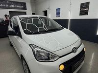 Gebraucht Hyundai i10 Classic 67 PS (49 kW) 2017 Weiß Kleinwagen