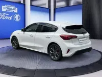 Gebraucht Ford Focus ST-Line 125 PS (91 kW) 2024 Weiß Limousine