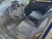 Używany Opel Meriva 101 KM (74 kW) 2004 Niebieski Minivan