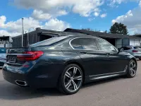Gebraucht BMW 730 M Sport 265 PS (194 kW) 2018 Grau Limousine