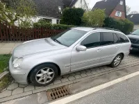 Gebraucht Mercedes C180 148 PS (108 kW) 2003 Silber Kombi