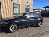 Gebraucht BMW 118 Sport Line 150 PS (110 kW) 2016 Schwarz Kleinwagen