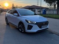Gebraucht Hyundai Ioniq 141 PS (103 kW) 2016 Weiß Kleinwagen