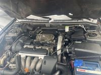 Gebraucht Volvo V40 165 PS (121 kW) 2001 Grau Limousine