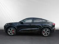 Neu Audi Q6 Sportback e-tron Business 225 kW (306 PS) 2026 Mythosschwarz SUV