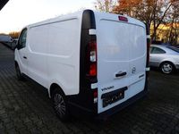 Gebraucht Opel Vivaro 125 PS (91 kW) 2017 Weiß Van / Kleinbus