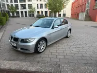 Gebraucht BMW 325 198 PS (145 kW) 2008 Grau Limousine