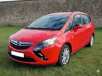 Gebraucht Opel Zafira Tourer drive 136 PS (100 kW) 2016 Rot Van / Kleinbus