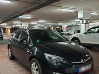 Gebraucht Opel Astra 136 PS (100 kW) 2015 Schwarz Kombi
