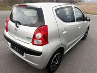 Gebraucht Nissan Pixo Visia 68 PS (50 kW) 2012 Silber Kleinwagen
