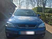 Gebraucht Opel Astra 101 PS (74 kW) 2002 Blau Limousine
