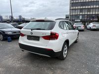 Gebraucht BMW X1 177 PS (130 kW) 2009 Weiß SUV