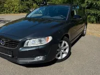 Gebraucht Volvo V70 Linje Svart 150 PS (110 kW) 2016 Grau Kombi
