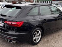 Gebraucht Audi A4 Basis 163 PS (119 kW) 2023 Schwarz Kombi