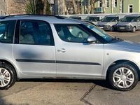 Gebraucht Skoda Roomster 2011 Silber Van / Kleinbus