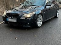 Gebraucht BMW 530 M Sport 258 PS (189 kW) 2006 Schwarz Limousine