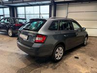 Gebraucht Skoda Fabia Ambition 75 PS (55 kW) 2016 Grau Kombi