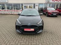 Gebraucht Toyota Yaris Hybrid Comfort 116 PS (85 kW) 2022 Schwarz Limousine