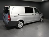 Gebraucht Mercedes Vito 163 PS (119 kW) 2024 Brillantsilber metallic Van