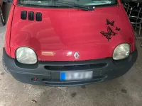 Używany Renault Twingo 58 KM (42 kW) 2003 Czerwony Hatchback