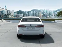 Gebraucht BMW 530e Sport Line 299 PS (219 kW) 2024 Alpinweiß uni Limousine