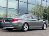 gebraucht BMW 523 5er Lim. 3.0i i M Leder Navi PDC Xenon