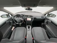 Gebraucht VW Tiguan Sound 125 PS (91 kW) 2018 Braun / nutshell brown (metallic) SUV