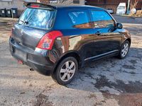 Gebraucht Suzuki Swift 94 PS (69 kW) 2010 Schwarz Kleinwagen