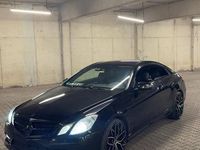 Gebraucht Mercedes E350 AMG 231 PS (169 kW) 2010 Schwarz Coupé