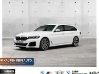 Gebraucht BMW 530 M Sport 286 PS (210 kW) 2023 Weiß Kombi