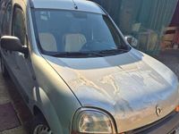 Usado Renault Kangoo 82 HP (60 kW) 2002 Prateado Monovolume