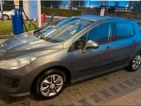 Gebraucht Peugeot 308 Tendance 109 PS (80 kW) 2008 Grau Limousine